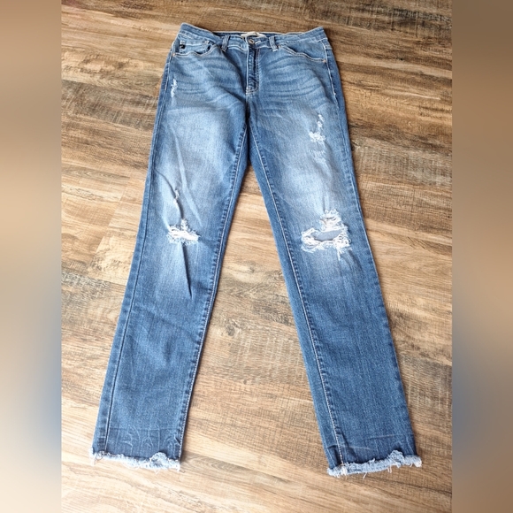 KanCan Raw Hem Distressed Jeans Size 30 - Picture 3 of 11